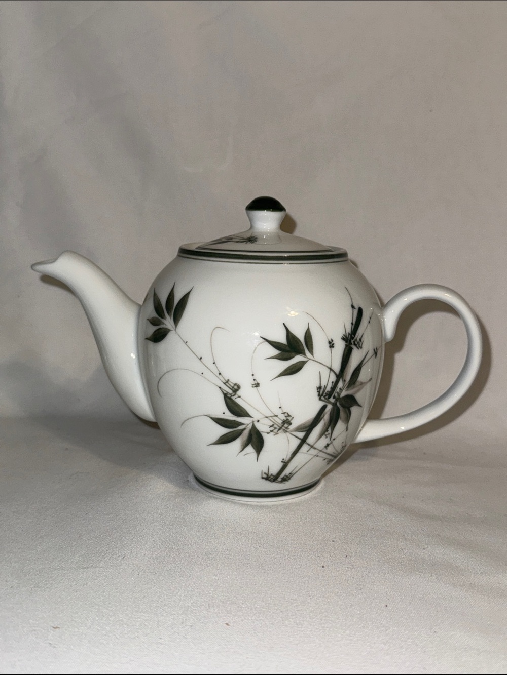Vintage Mid-Century MCM Bamboo White China Porcelain Tea Pot Bat Trang Vietnam